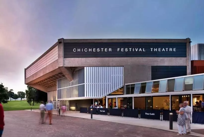 Delightful Seaside Hideaway 5 Mins To Beach