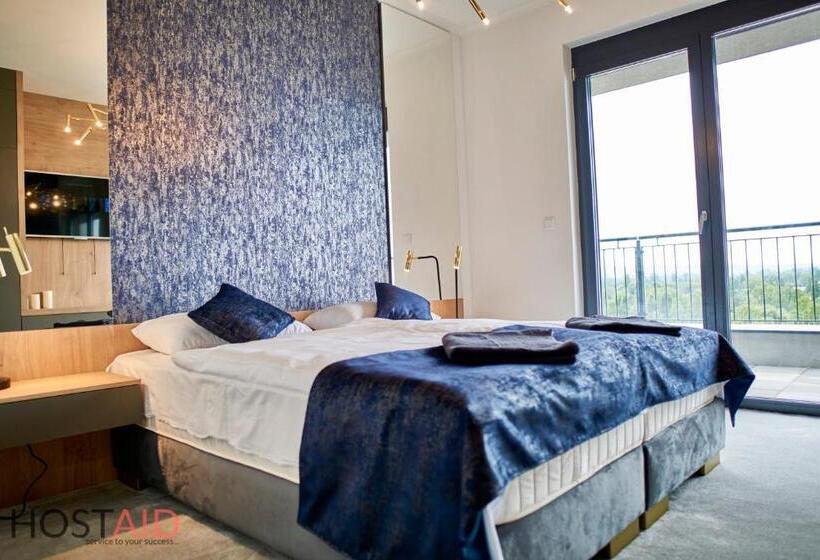 Ellby Apartman Penthouse Hostaid