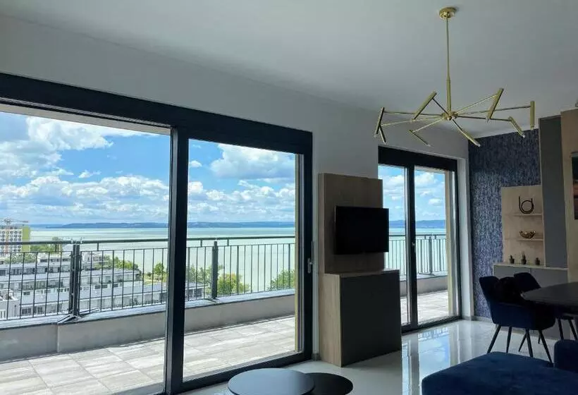 Ellby Apartman   Penthouse   Hostaid