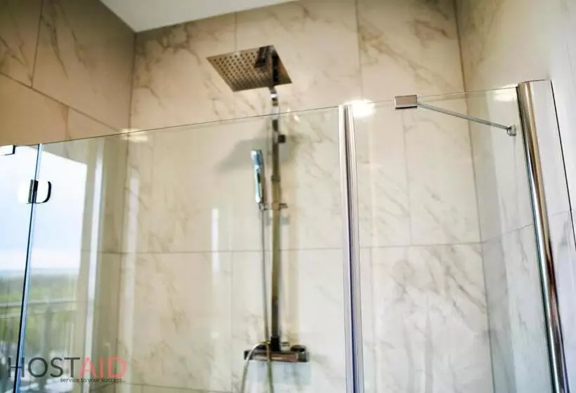 Ellby Apartman   Penthouse   Hostaid