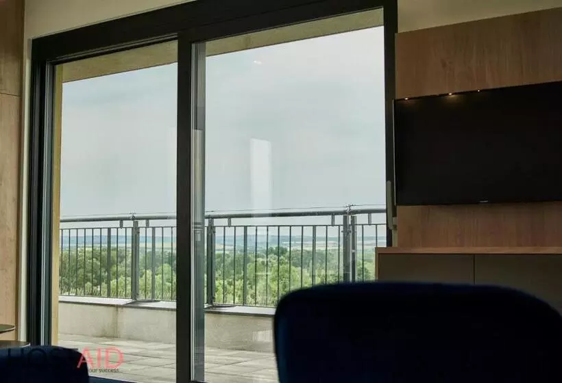 Ellby Apartman   Penthouse   Hostaid