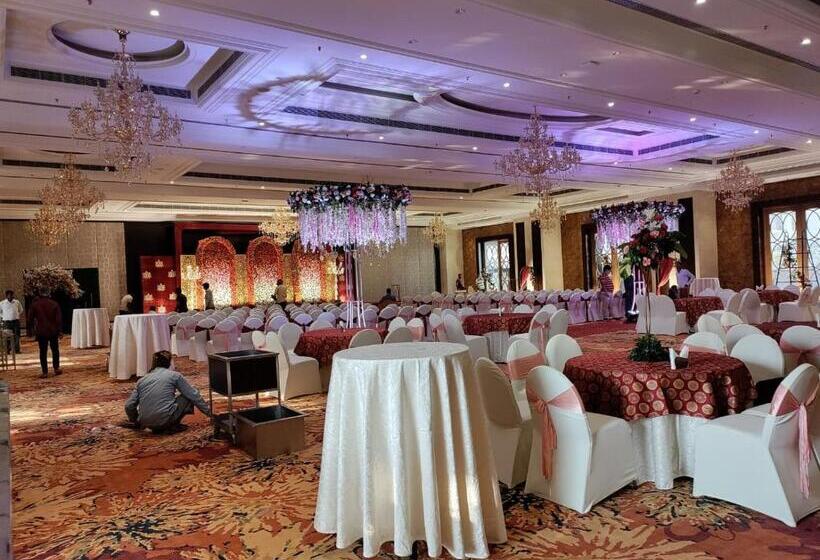 فندق Damson Plum