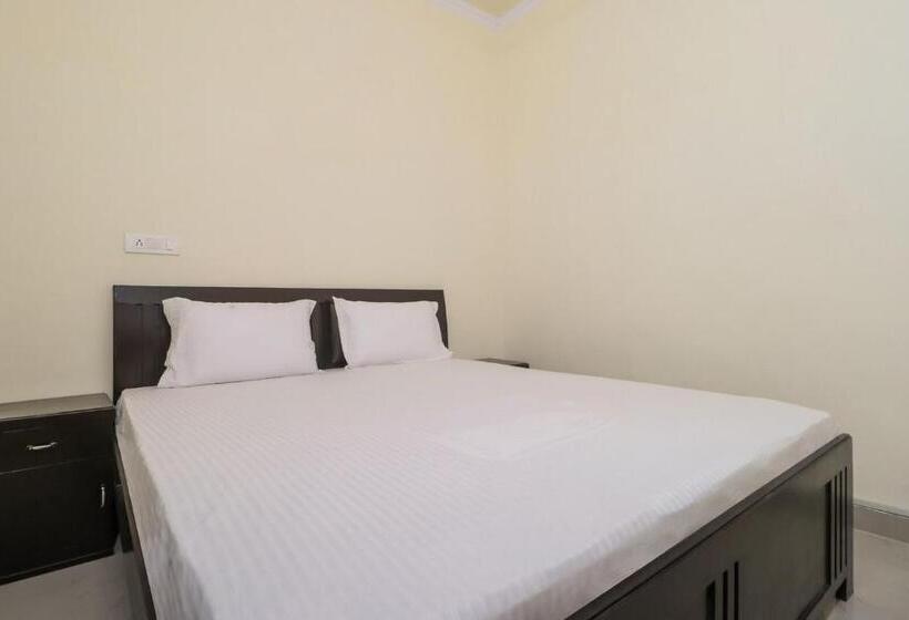 Flagship Hotel Himgiri