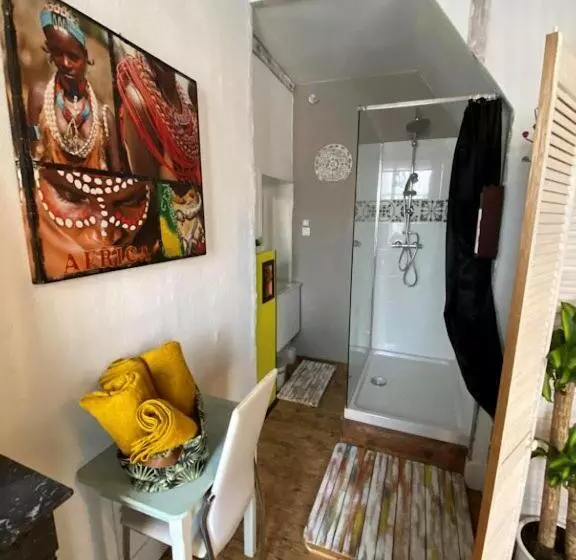 Aamiaismajoitus (B&B) Les Petites Mirabelles