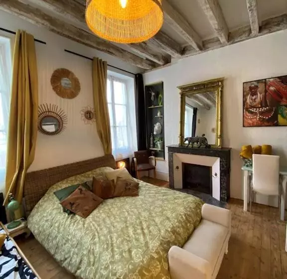 Aamiaismajoitus (B&B) Les Petites Mirabelles