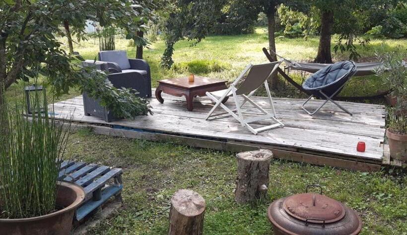 צימר Les Petites Mirabelles