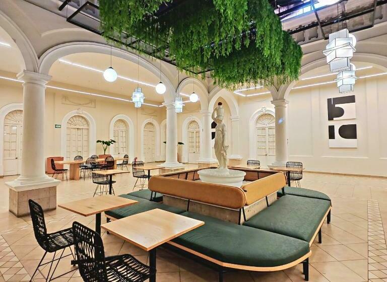 فندق Grand Isitia