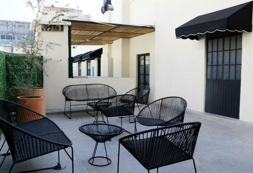 فندق Grand Isitia