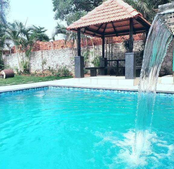 Отель Mountview Resort