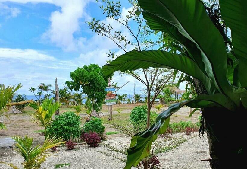 Panzió Amban Beach House
