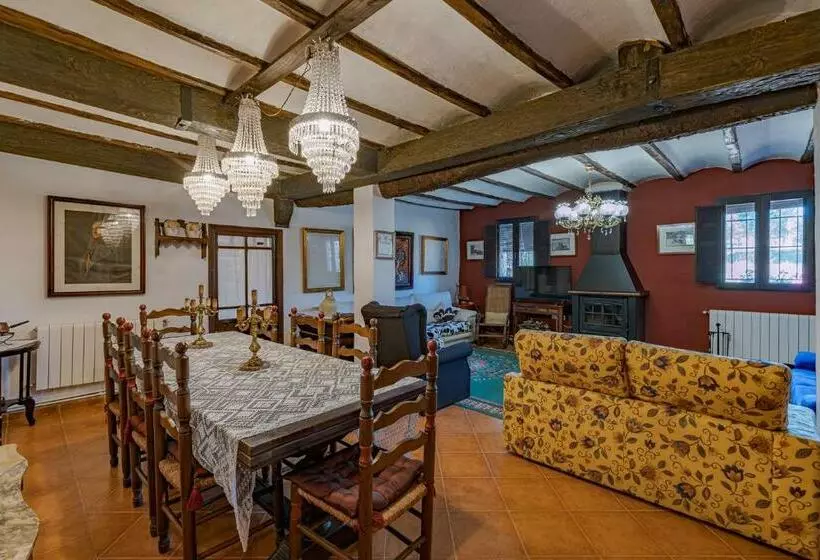 Majatalo Casa Rural Vicenta 1750