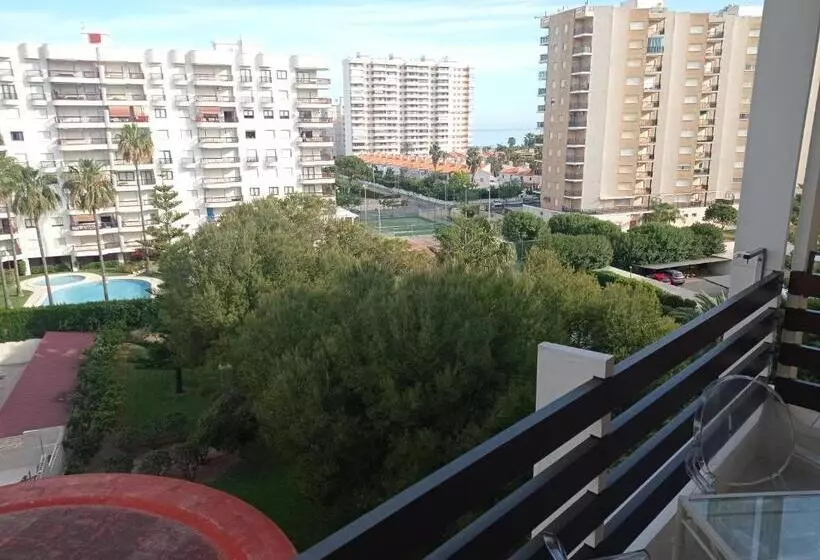 Tres Delfines Solo Familias Serviplaya