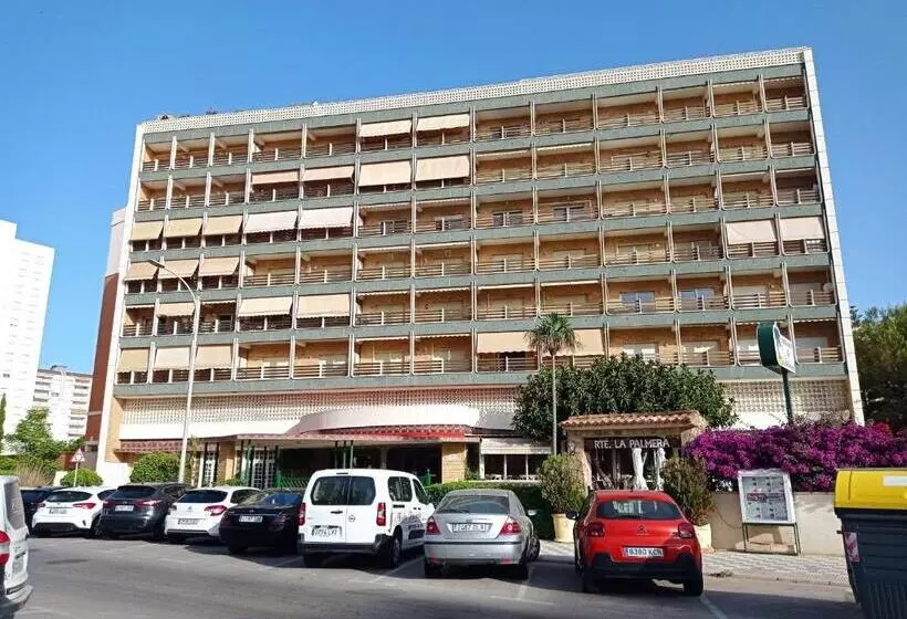 Tres Delfines Solo Familias Serviplaya