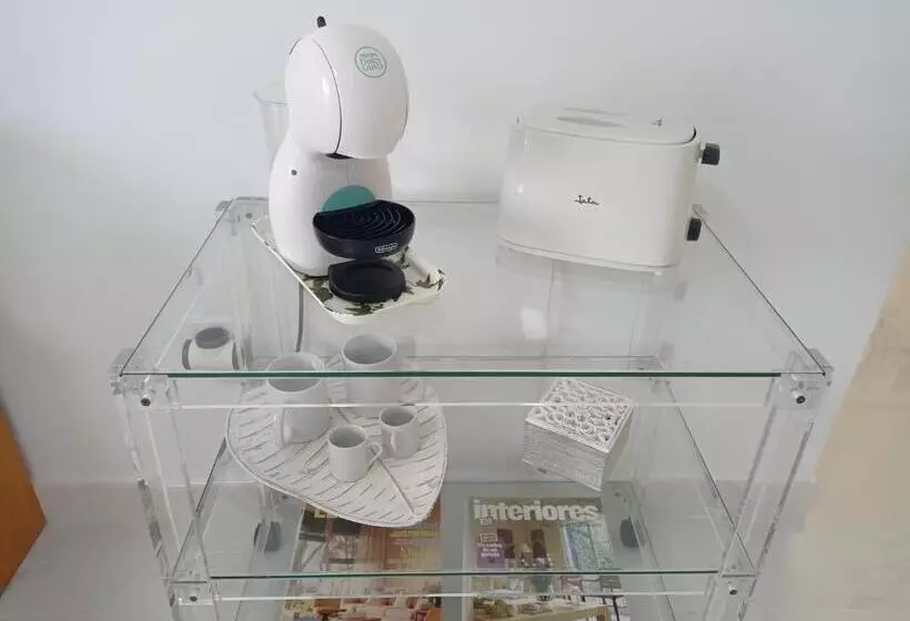 Tres Delfines Solo Familias Serviplaya