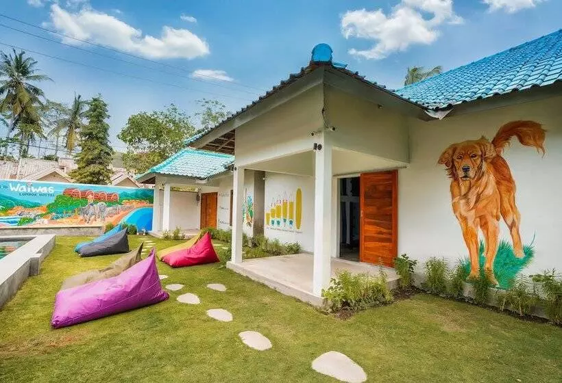 Waiwas Hostel
