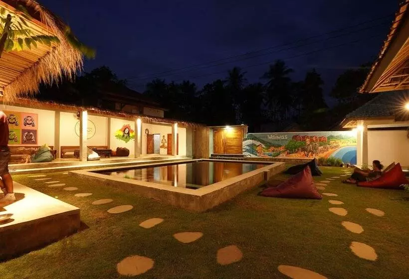 Waiwas Hostel