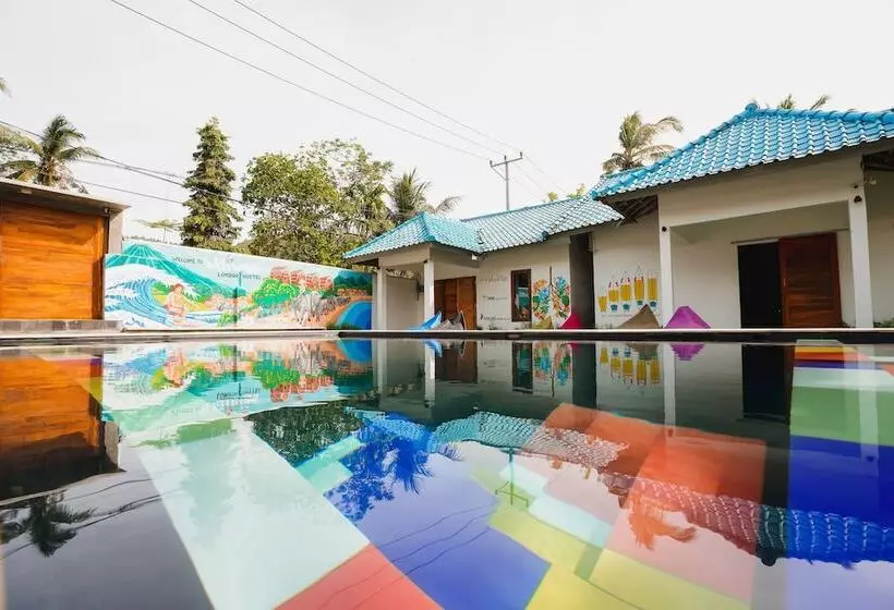Waiwas Hostel