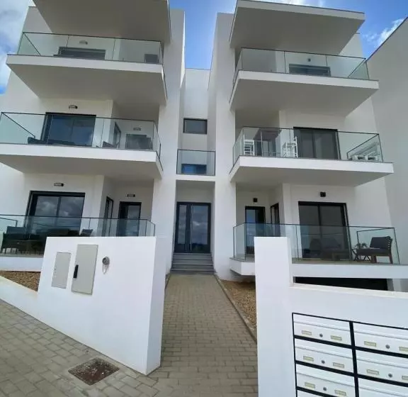 A Gaivota   Walking Distance To Monte Clerigo And Amoreira Beaches