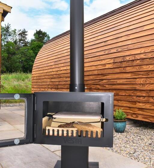 Derecroft Glamping Luxury Lodgepods