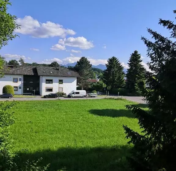 Ferienwohnungen Schelhas