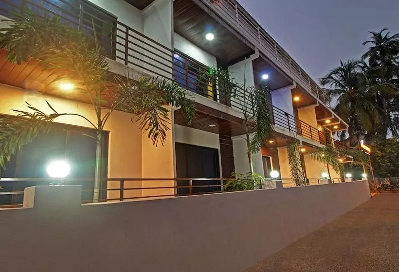 Itsy Hotels La Prince Residency