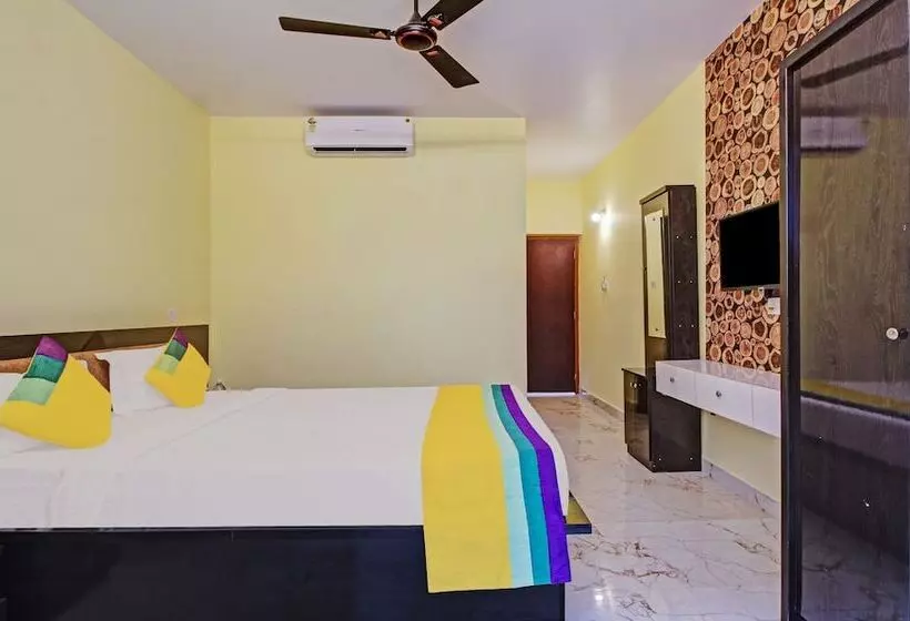 Itsy Hotels La Prince Residency