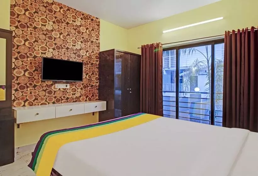 Itsy Hotels La Prince Residency