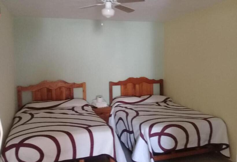 فندق Restaurant Los Prismas