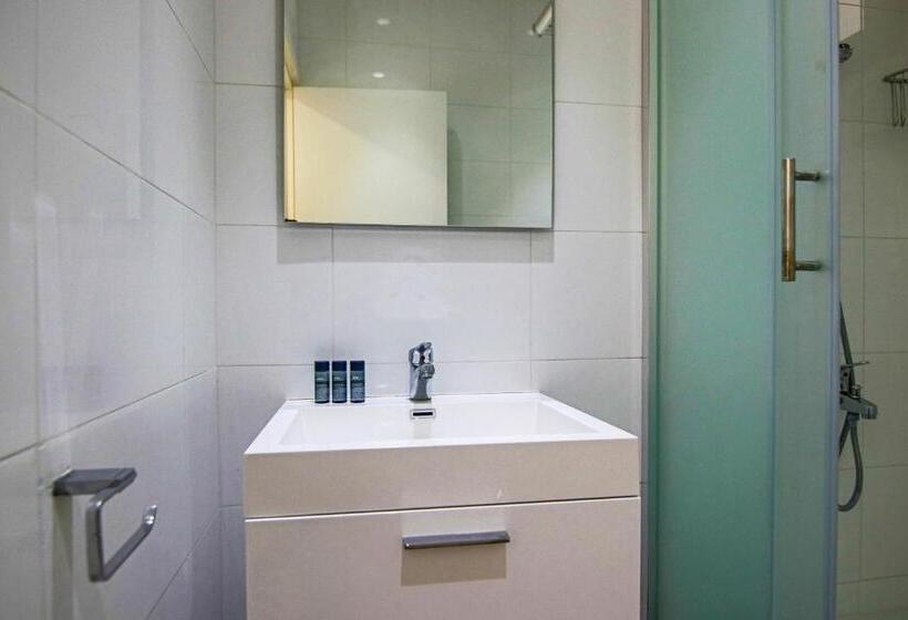 Phaedrus Living: Forest View Luxury Villa Chantara