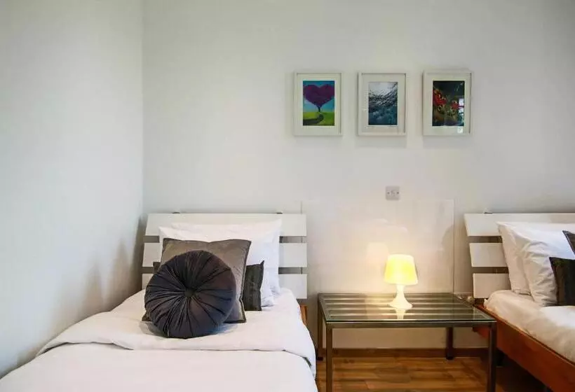 Phaedrus Living: Forest View Luxury Villa Chantara