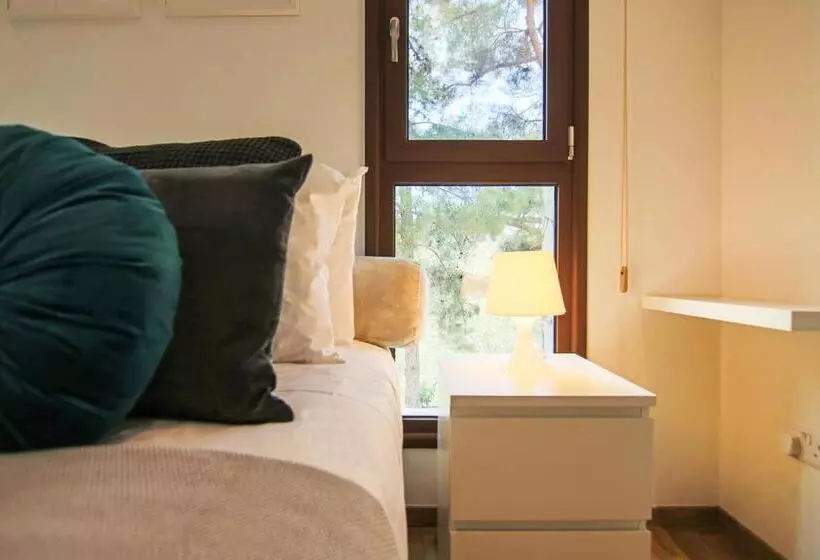 Phaedrus Living: Forest View Luxury Villa Chantara