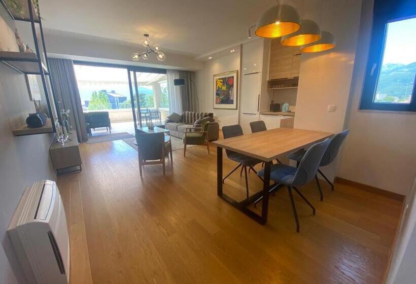 Tivat Luxury Apartment With Beautiful Sea View