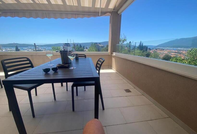 Tivat Luxury Apartment With Beautiful Sea View