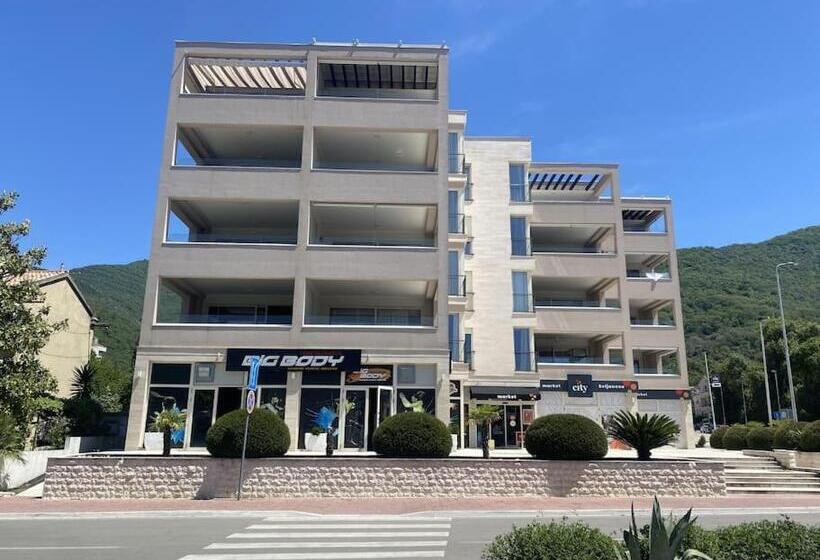 Tivat Luxury Apartment With Beautiful Sea View