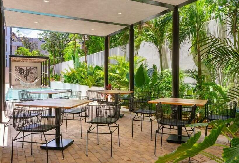 Szálloda Luxury And Family Condo In La Veleta