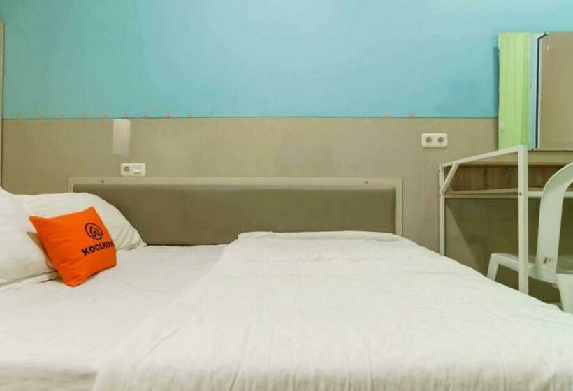 فندق Koolkost Near Nagoya Hill Batam