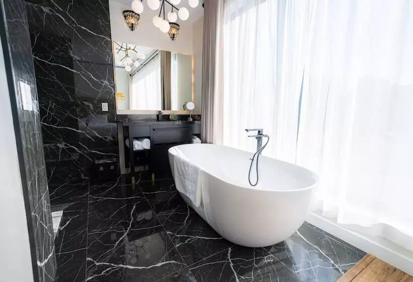 Hotelli Mount Alverno Luxury Resorts