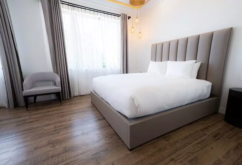 Hotelli Mount Alverno Luxury Resorts