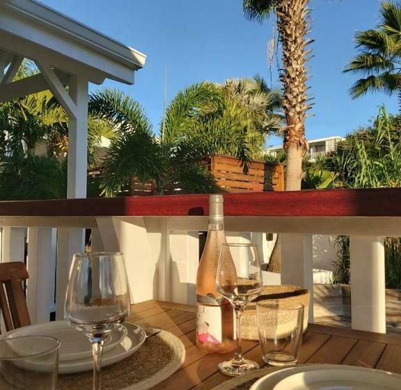 پانسیون Kiko Bungalow