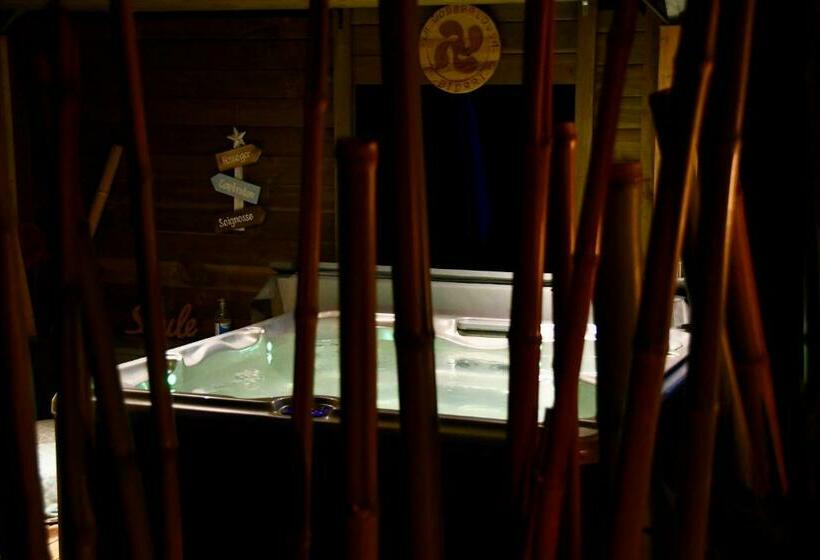 Pensionat La Wodapalousa, Surf & Crossfit Guesthouse, 800m From Beach