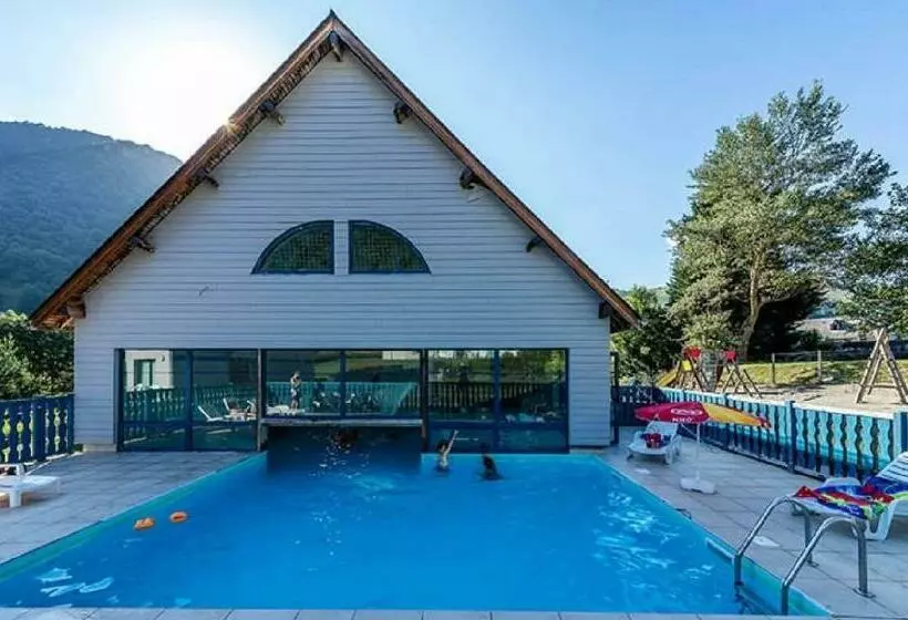 Résidence Les Trois Vallées   Arreau