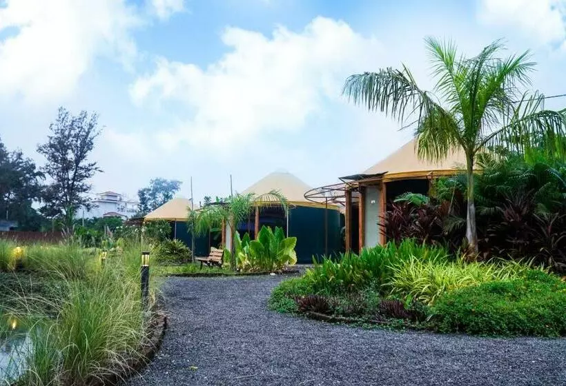 Shanti Resorts