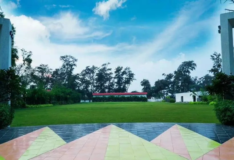 Shanti Resorts