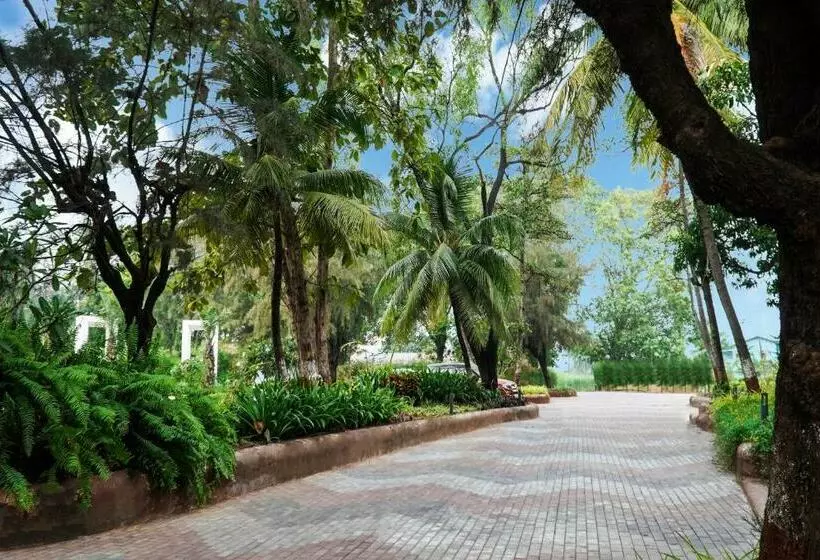 Shanti Resorts