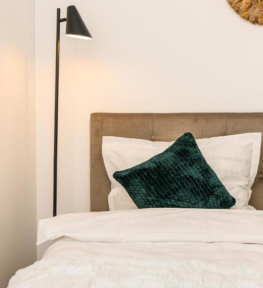 Sun X Mountains   Strada Sforii