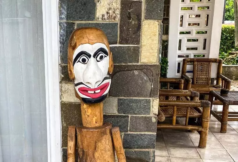 Hostel Wees Een Kind