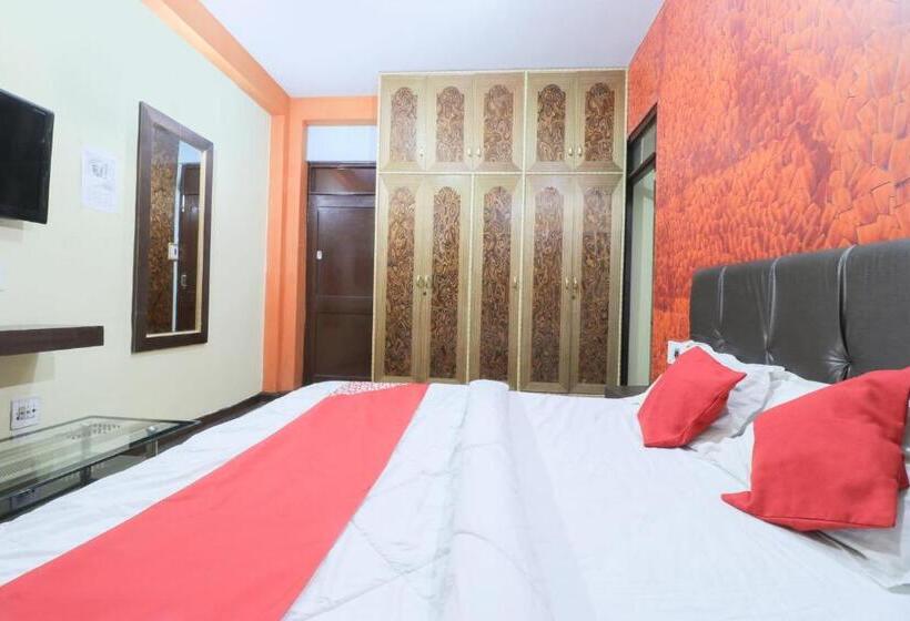 בית מלון כפרי Oyo Mnl739 Manali Villa