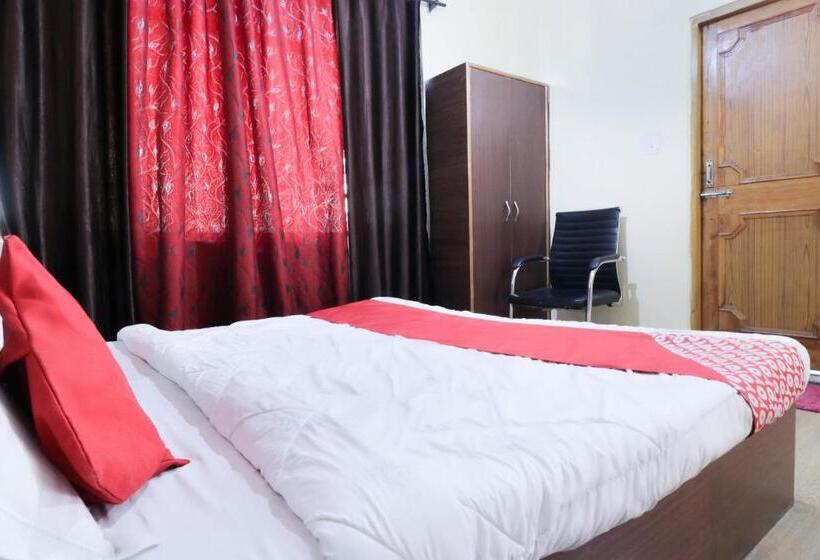 בית מלון כפרי Oyo Mnl739 Manali Villa