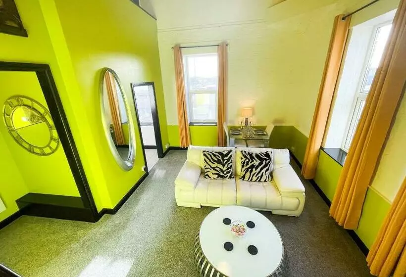 ホテル Phoenix Apartments