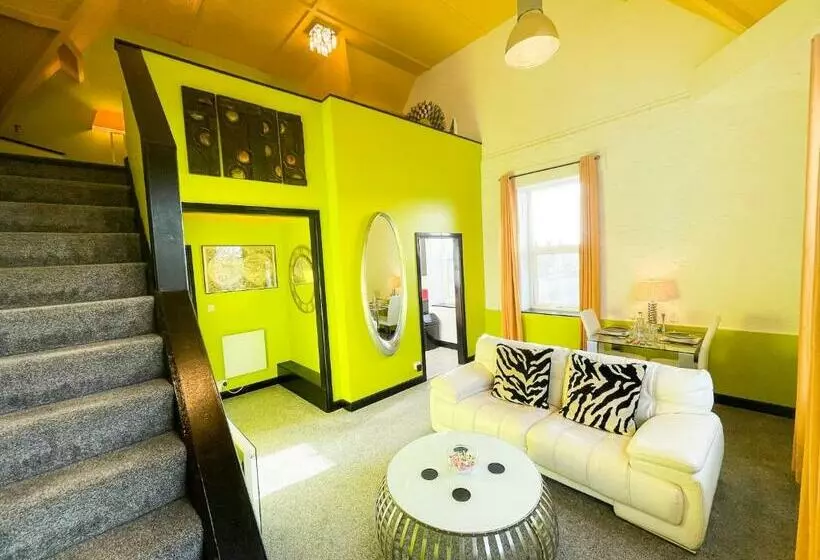 ホテル Phoenix Apartments